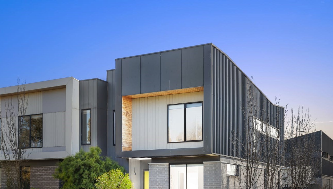 42 Umbrella Way, Point Cook, VIC 3030 - Thumbnail 1 - 04/12/2025