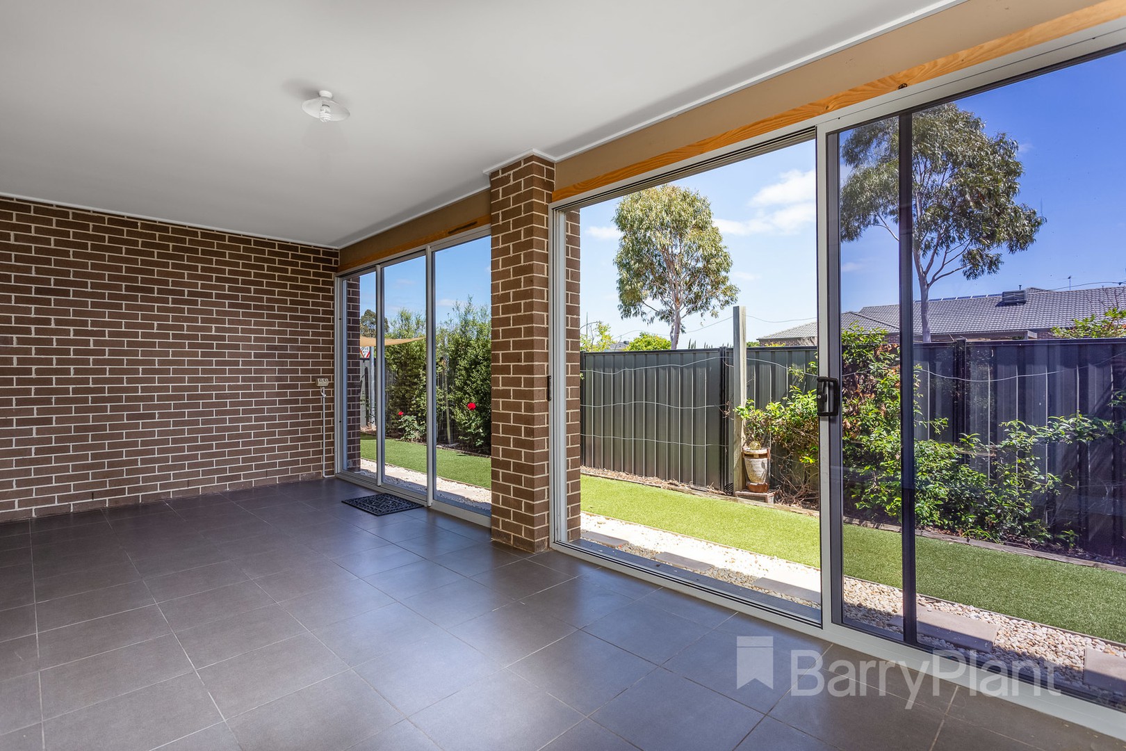 42 Villiers Drive, Point Cook, VIC 3030, Point Cook - Thumbnail 5