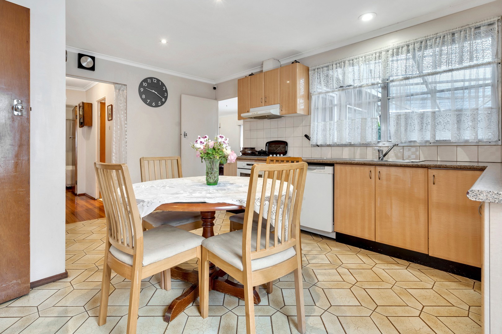 42 Westmere Crescent, Coolaroo, VIC 3048, Coolaroo - Thumbnail 6