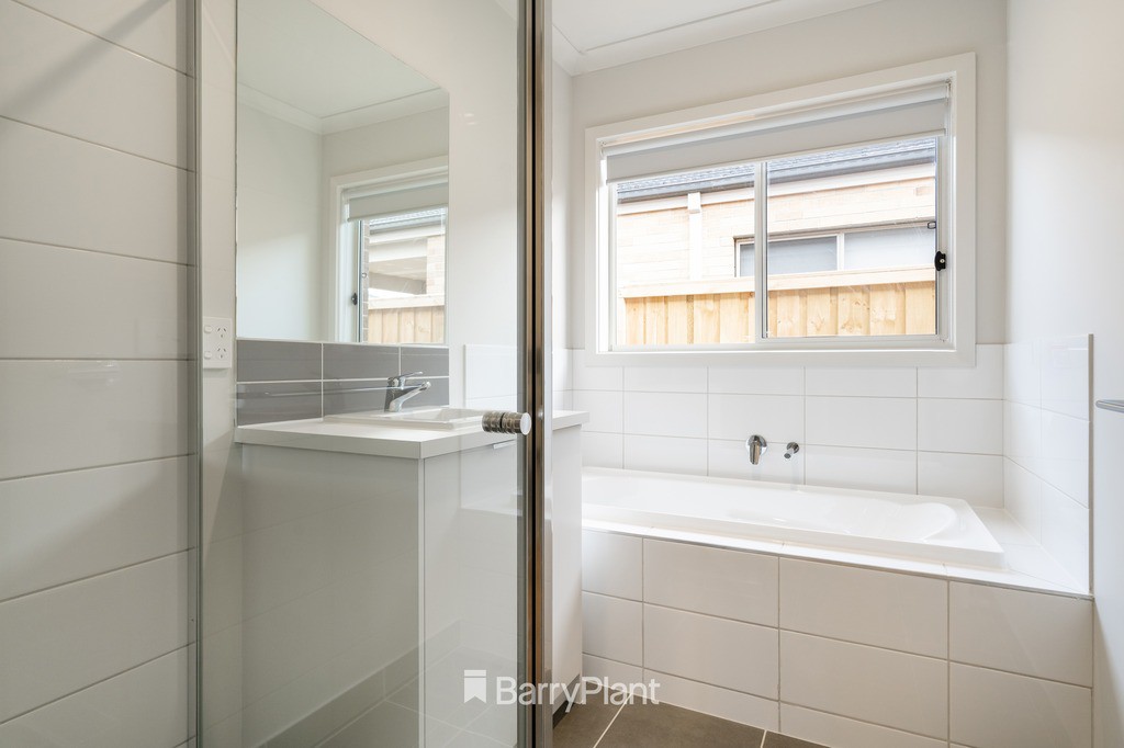42 Whites  Road, Mount Duneed, VIC 3217, Mount Duneed - Thumbnail 3