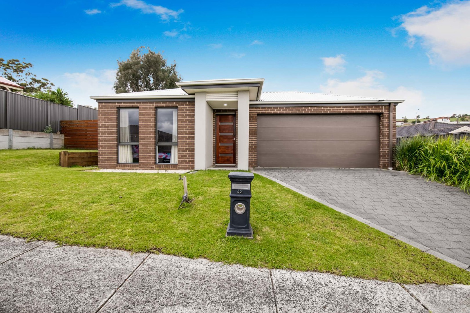 42 Wild Cherry Avenue, Pakenham, VIC 3810, Pakenham - Thumbnail 2
