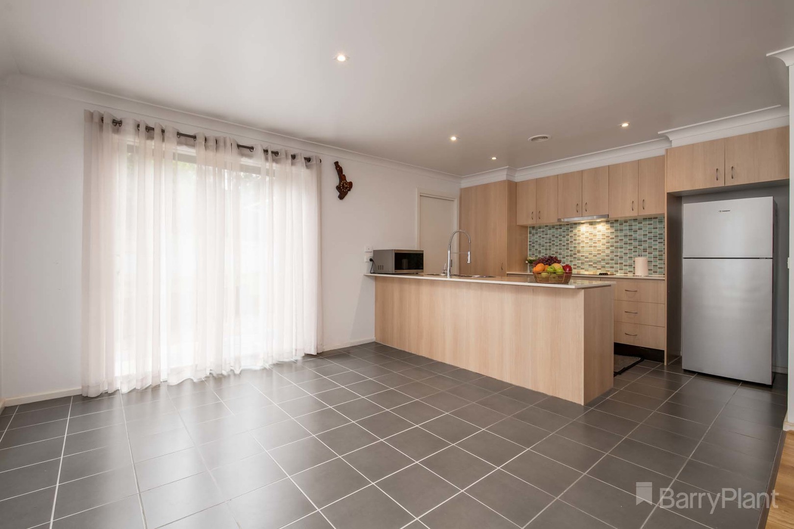 42 Wild Cherry Avenue, Pakenham, VIC 3810, Pakenham - Thumbnail 5