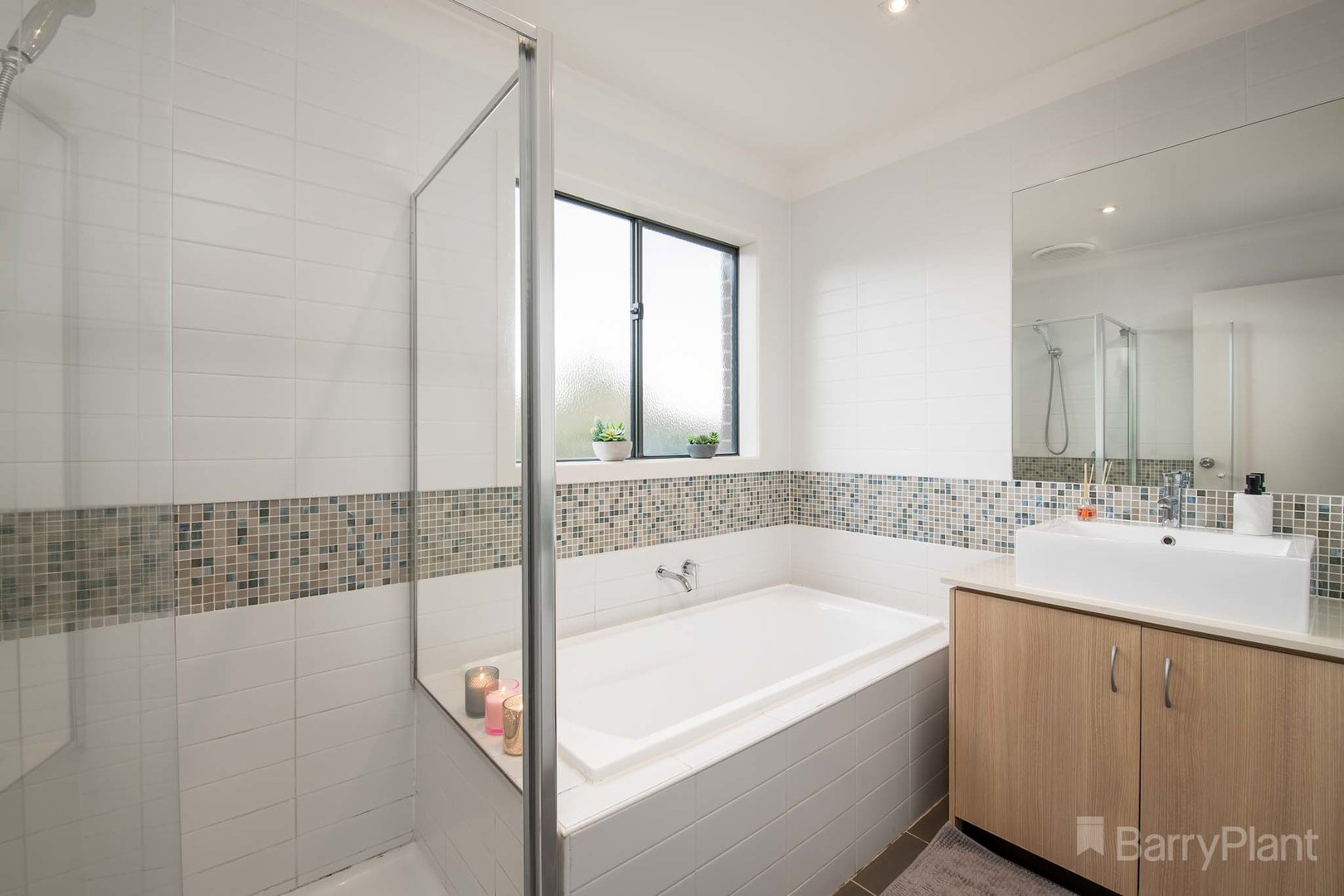 42 Wild Cherry Avenue, Pakenham, VIC 3810, Pakenham - Thumbnail 7