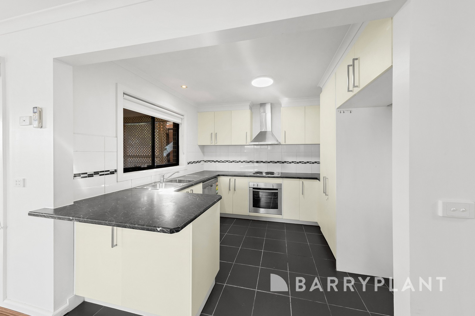 42A Shirley Street, St Albans, VIC 3021, St Albans - Thumbnail 4
