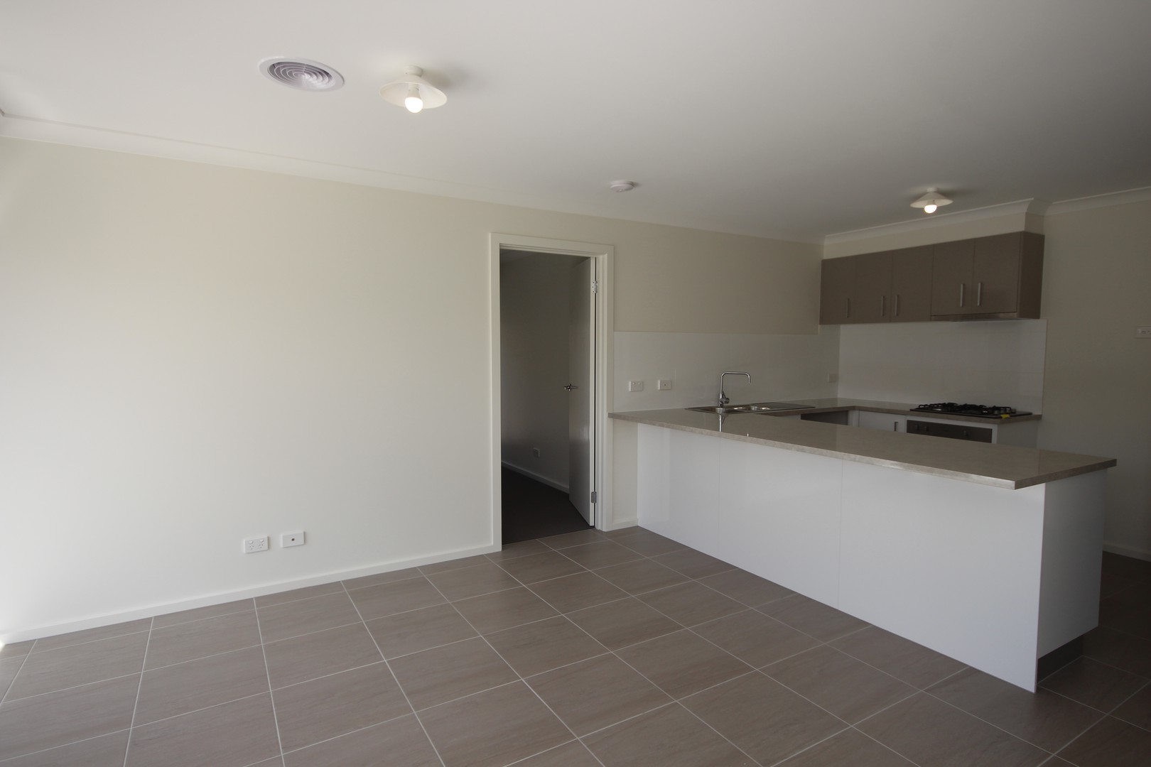 42B Elsie Street, Bell Park, VIC 3215 - Thumbnail 2 - 06/10/2025