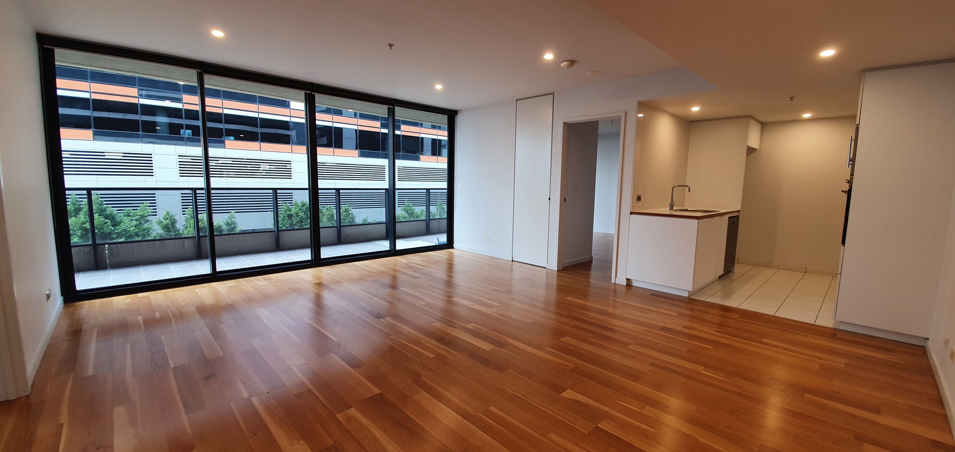 42P/111 Merchant Street, Docklands, VIC 3008, Docklands - Thumbnail 2