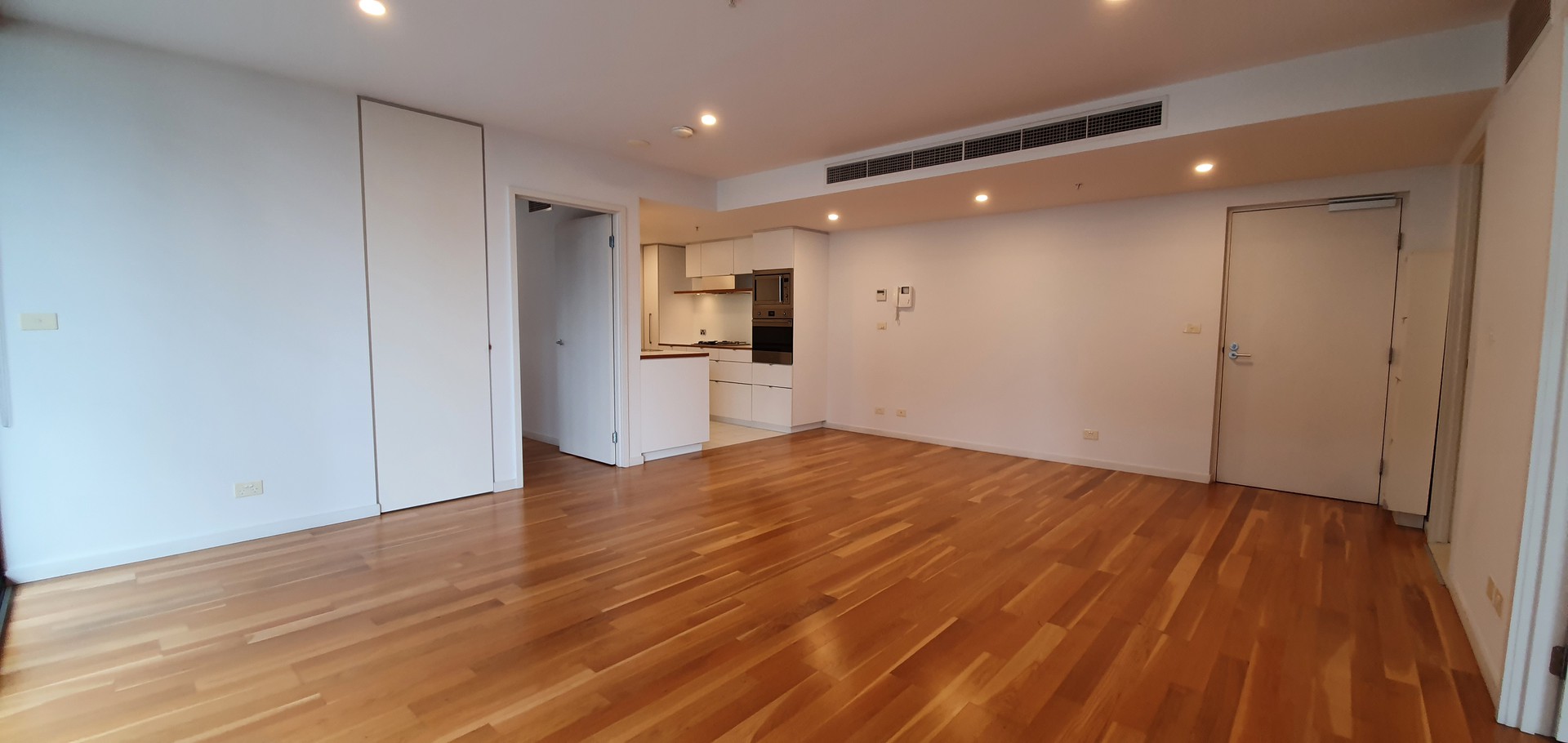 42P/111 Merchant Street, Docklands, VIC 3008, Docklands - Thumbnail 3