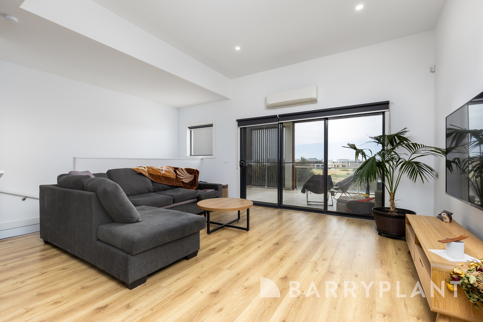 43 Aquatic Drive, Werribee South, VIC 3030, Werribee South - Thumbnail 3