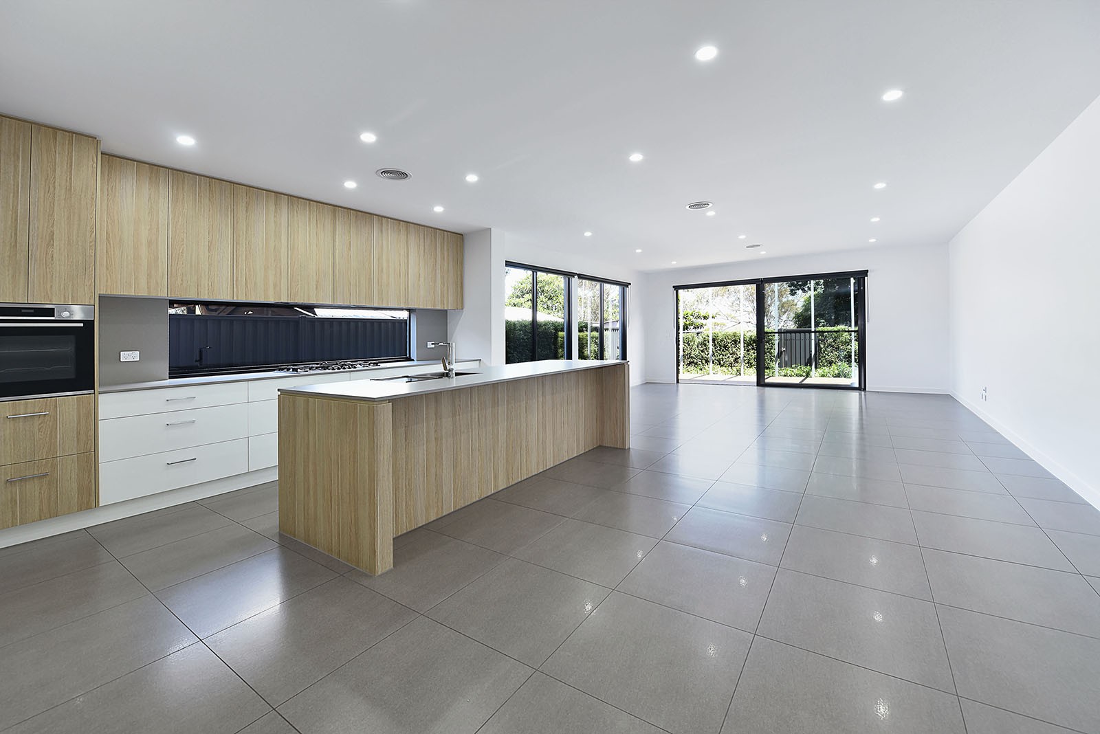43 Arcade Way, Avondale Heights, VIC 3034, Avondale Heights - Thumbnail 2