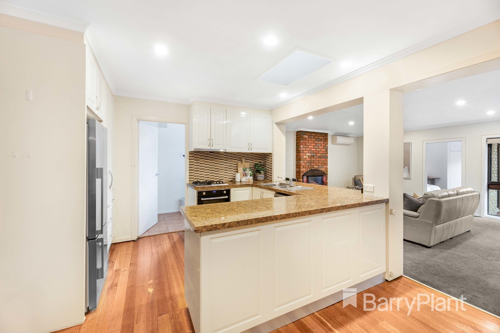 43 Barclay Avenue, Croydon, VIC 3136, Croydon - Thumbnail 3