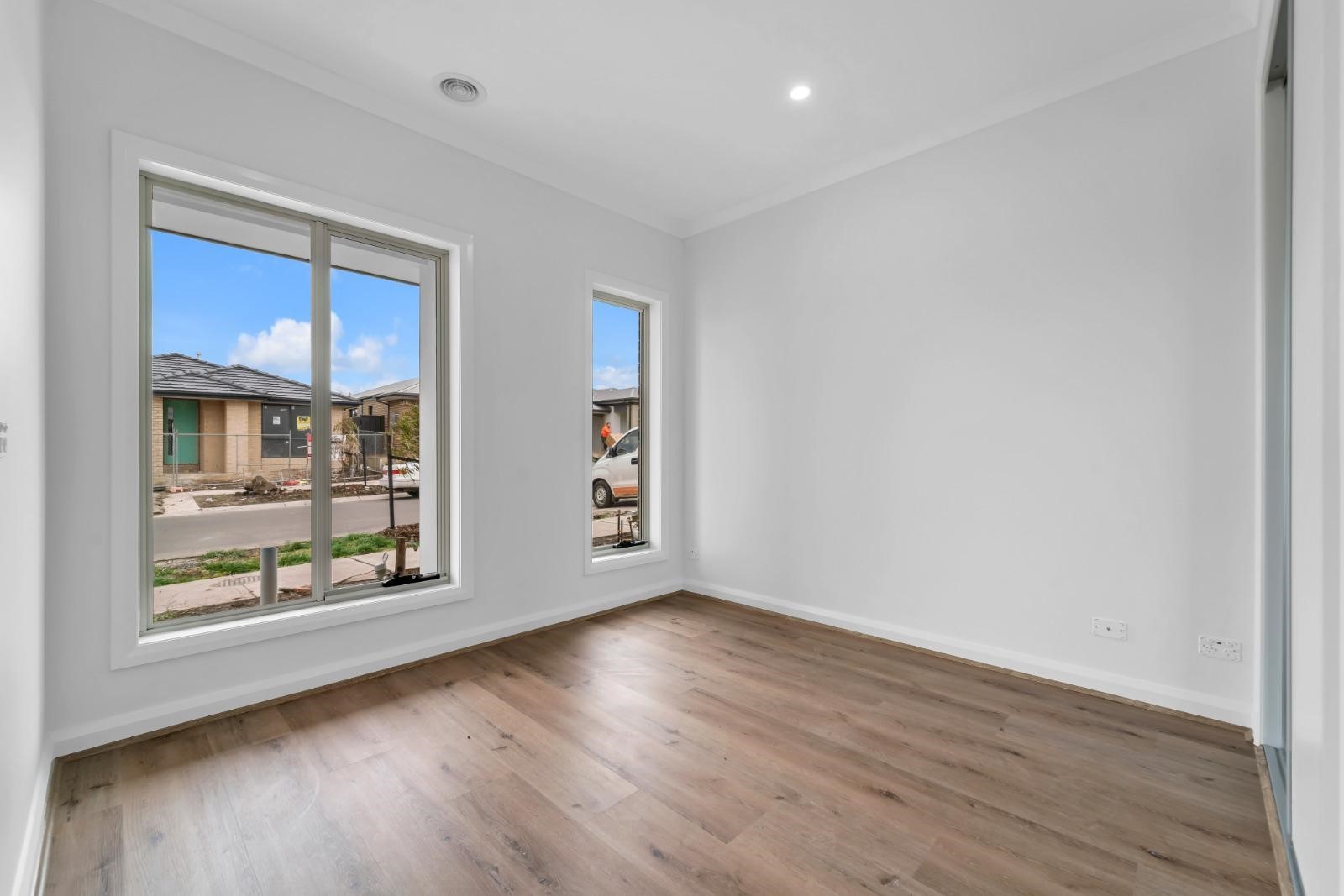 43 Bowenia Avenue, Craigieburn, VIC 3064, Craigieburn - Thumbnail 5