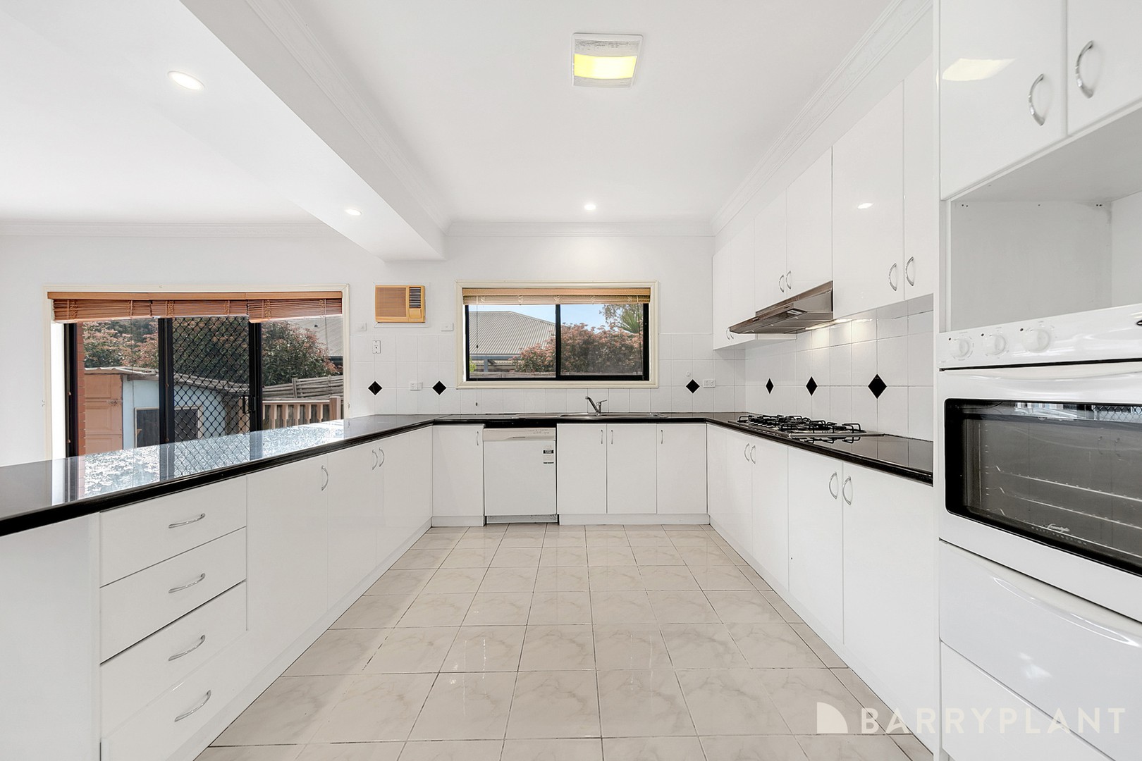 43 Buttercup Grove, Bundoora, VIC 3083, Bundoora - Thumbnail 4