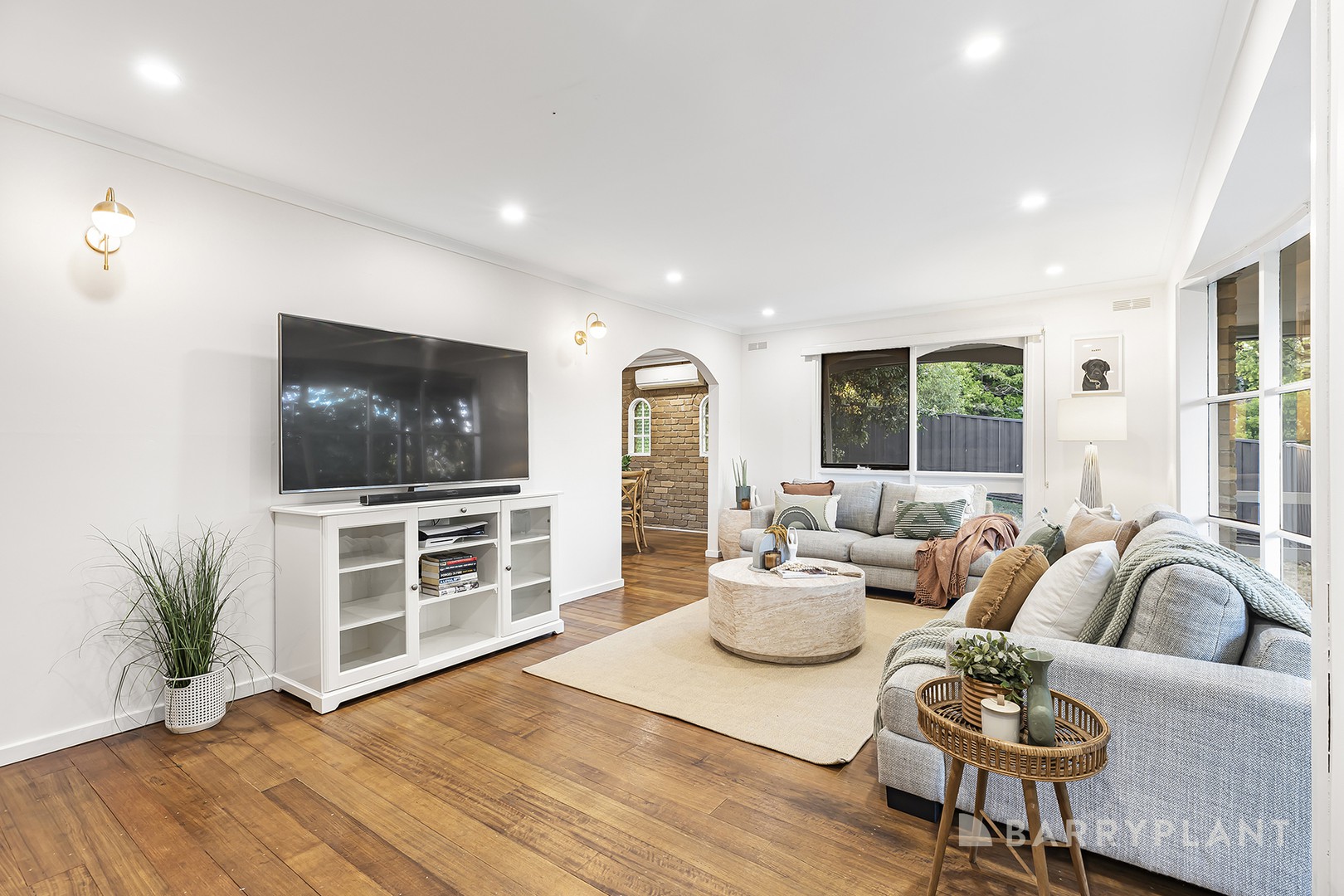 43 Clubpoint Drive, Chirnside Park, VIC 3116 - Thumbnail 2 - 19/02/2026