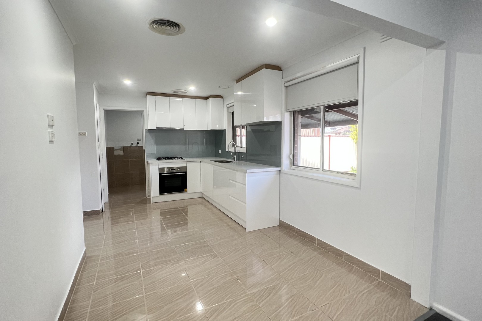43 Deakin Avenue, Lalor, VIC 3075, Lalor - Thumbnail 2