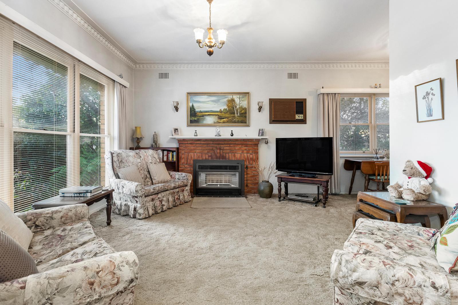 43 Diana Drive, Blackburn North, VIC 3130, Blackburn North - Thumbnail 2