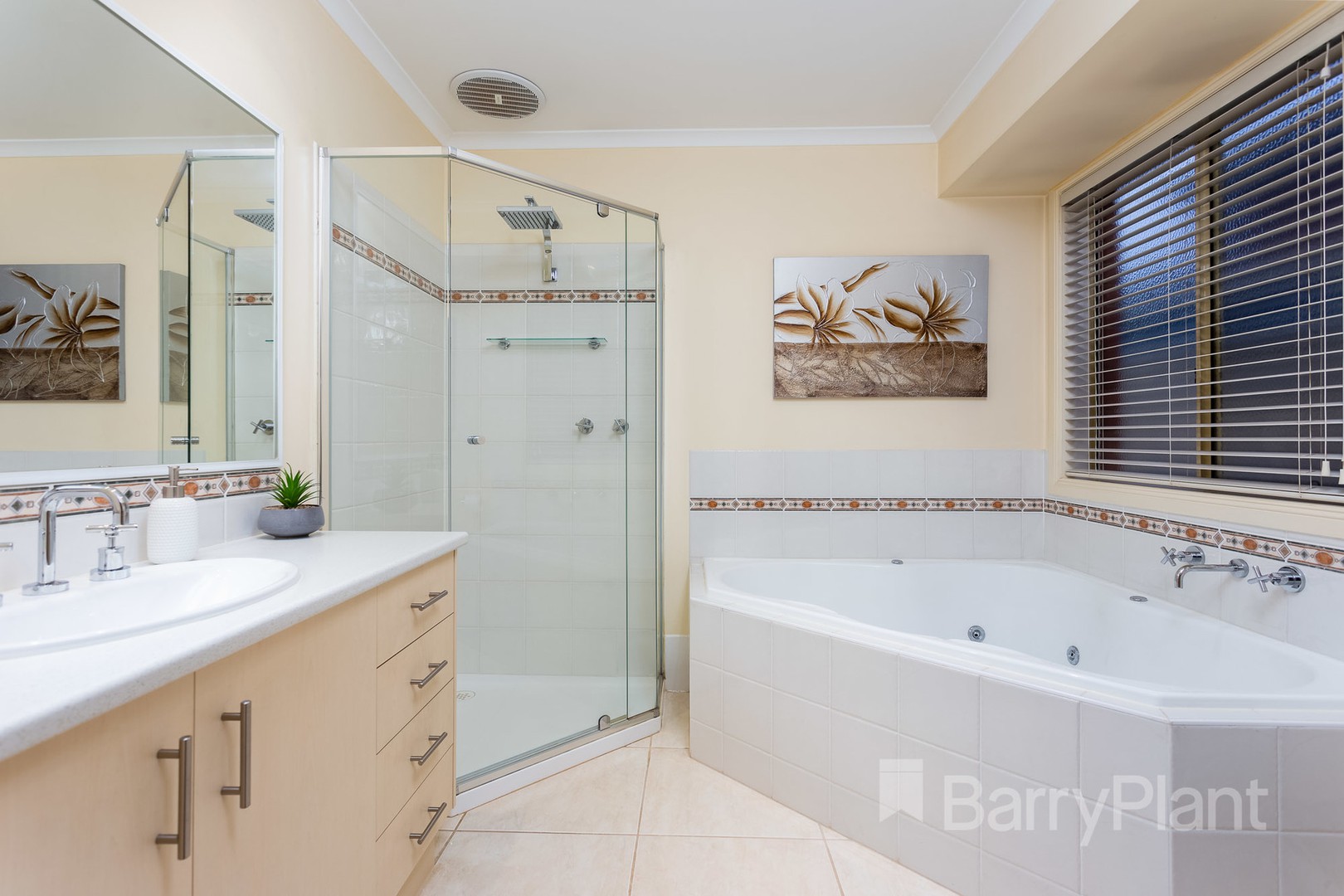 43 Dunkirk Drive, Point Cook, VIC 3030, Point Cook - Thumbnail 4