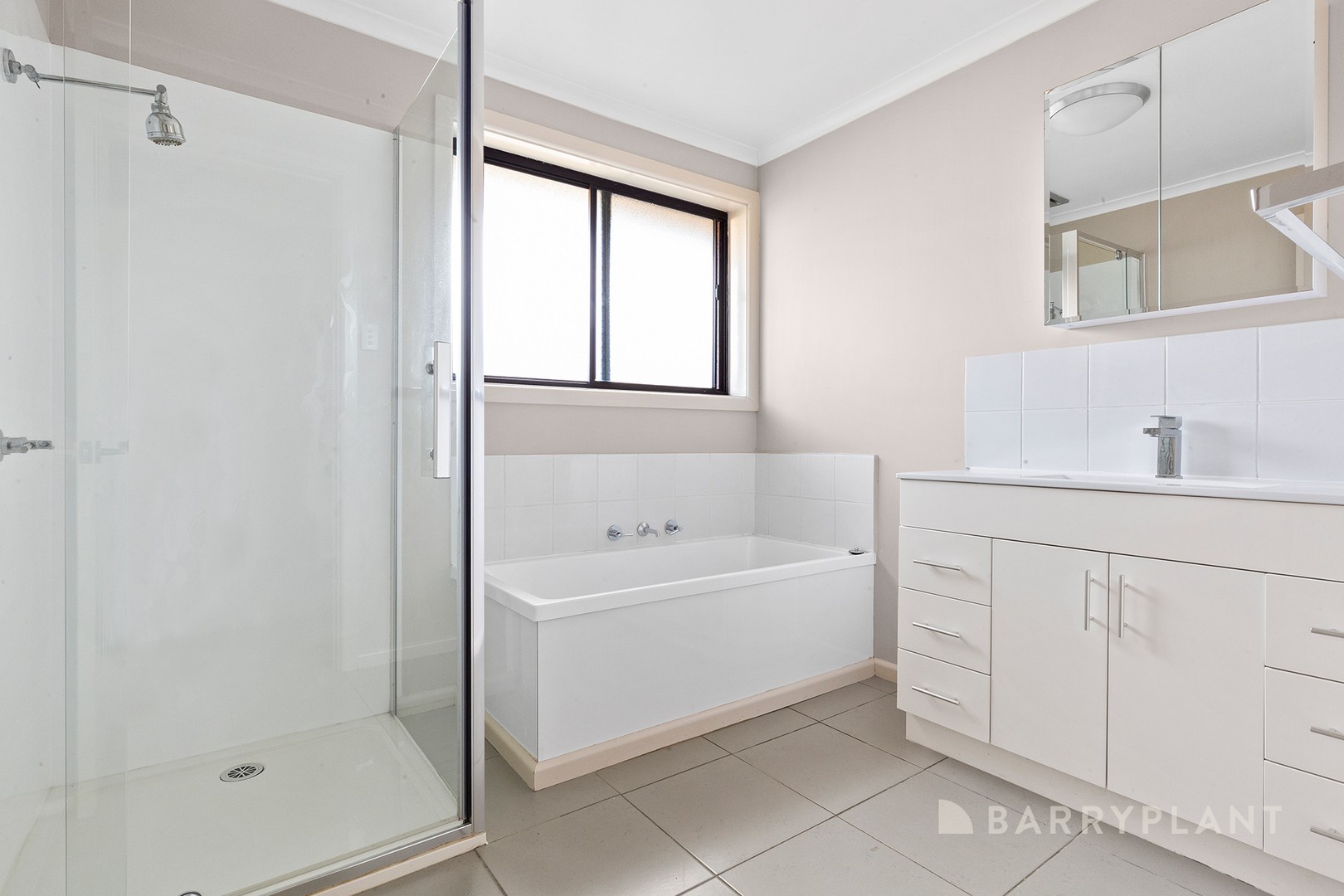 43 Gardenia Street, Pakenham, VIC 3810, Pakenham - Thumbnail 7