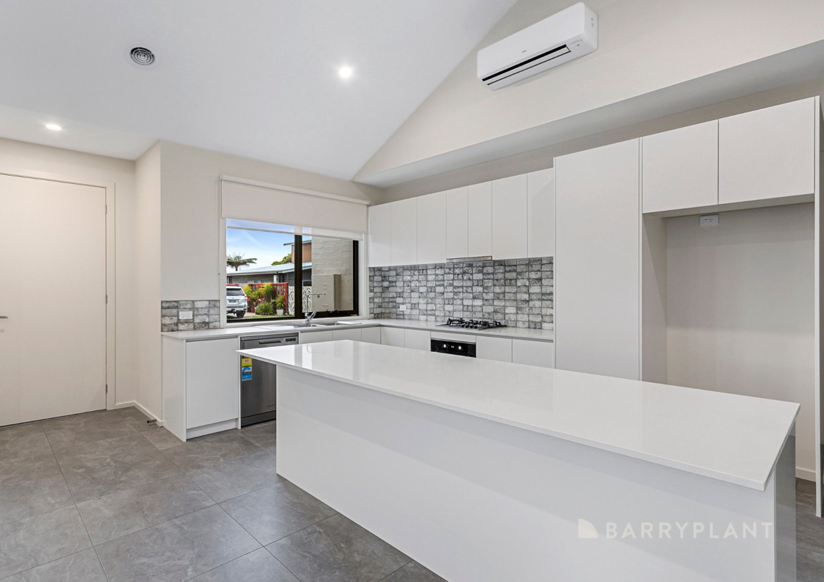 43 Keogh Street, Rosebud, VIC 3939 - Thumbnail 1 - 03/05/2024