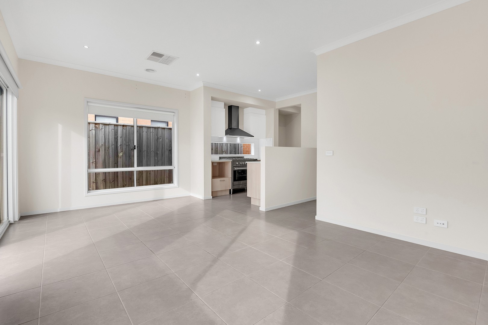 43 Klandy Drive, Kalkallo, VIC 3064, Kalkallo - Thumbnail 2