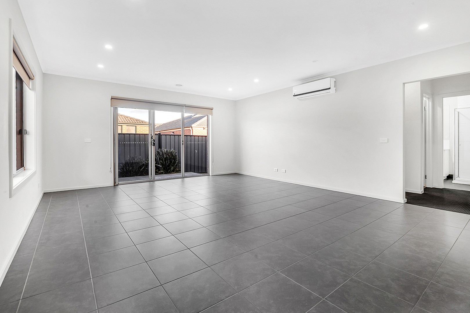 43 Loudon Circuit, Craigieburn, VIC 3064, Craigieburn - Thumbnail 5