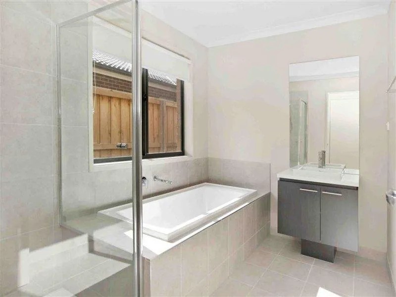 43 Maidenhair Drive, Wallan, VIC 3756, Wallan - Thumbnail 4