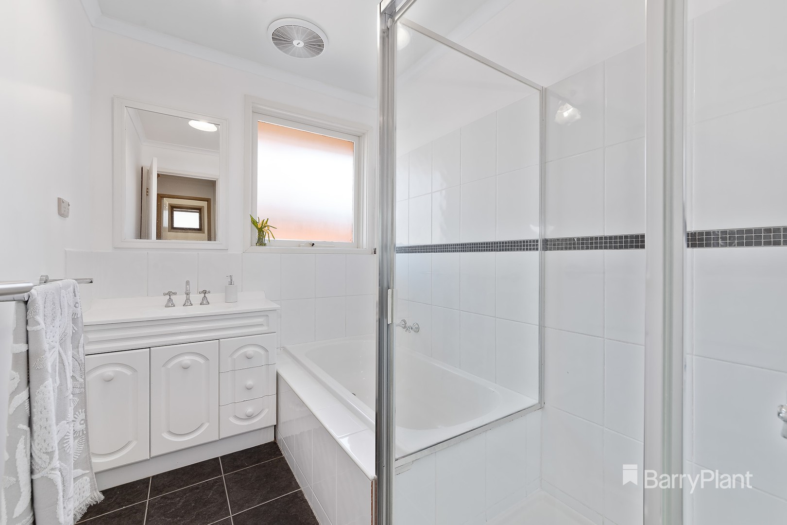43 Maywood Drive, Epping, VIC 3076, Epping - Thumbnail 7