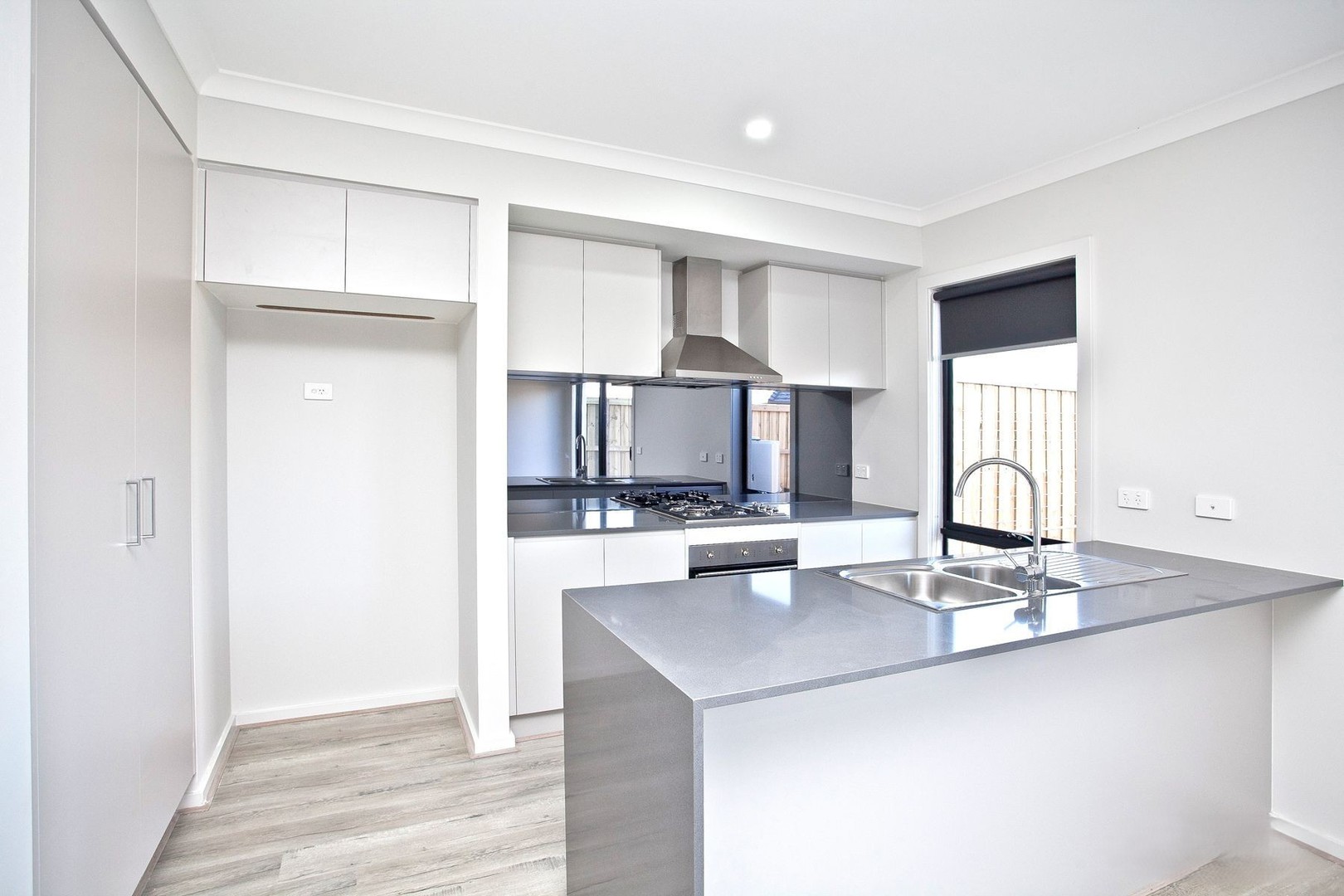 43 Messina Street, Fraser Rise, VIC 3336, Fraser Rise - Thumbnail 3