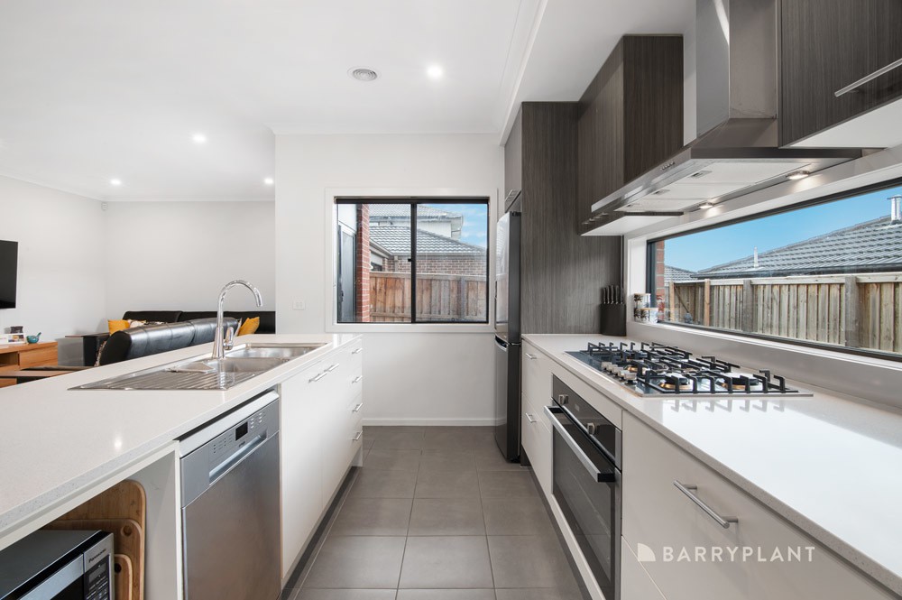 43 Sackville Street, Mernda, VIC 3754, Mernda - Thumbnail 2