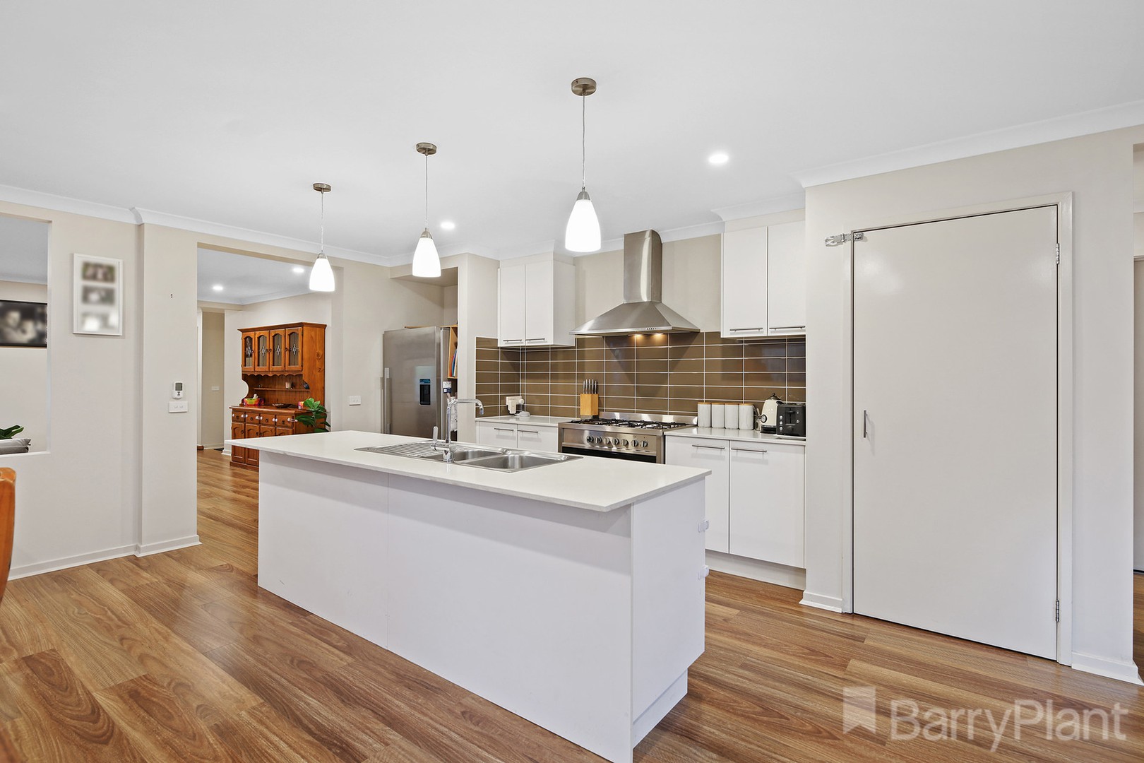 43 Summerhill Boulevard, Drouin, VIC 3818, Drouin - Thumbnail 4