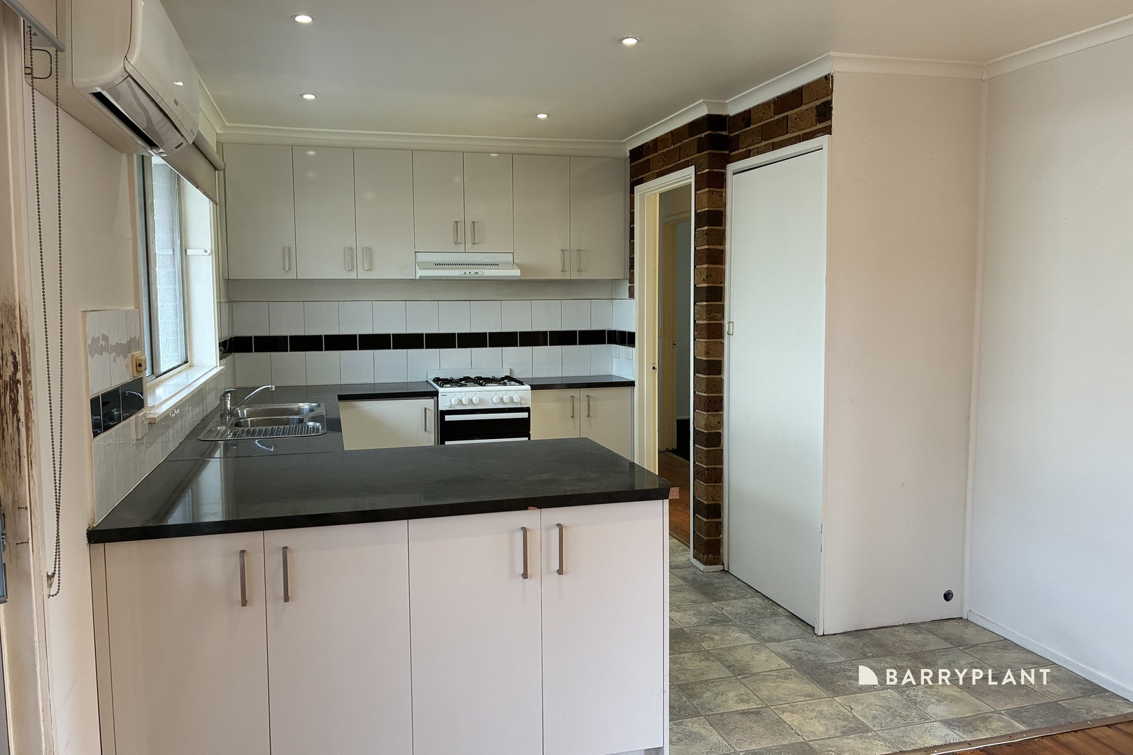 43 Summerlea Road, Narre Warren, VIC 3805 - Thumbnail 2 - 03/09/2026
