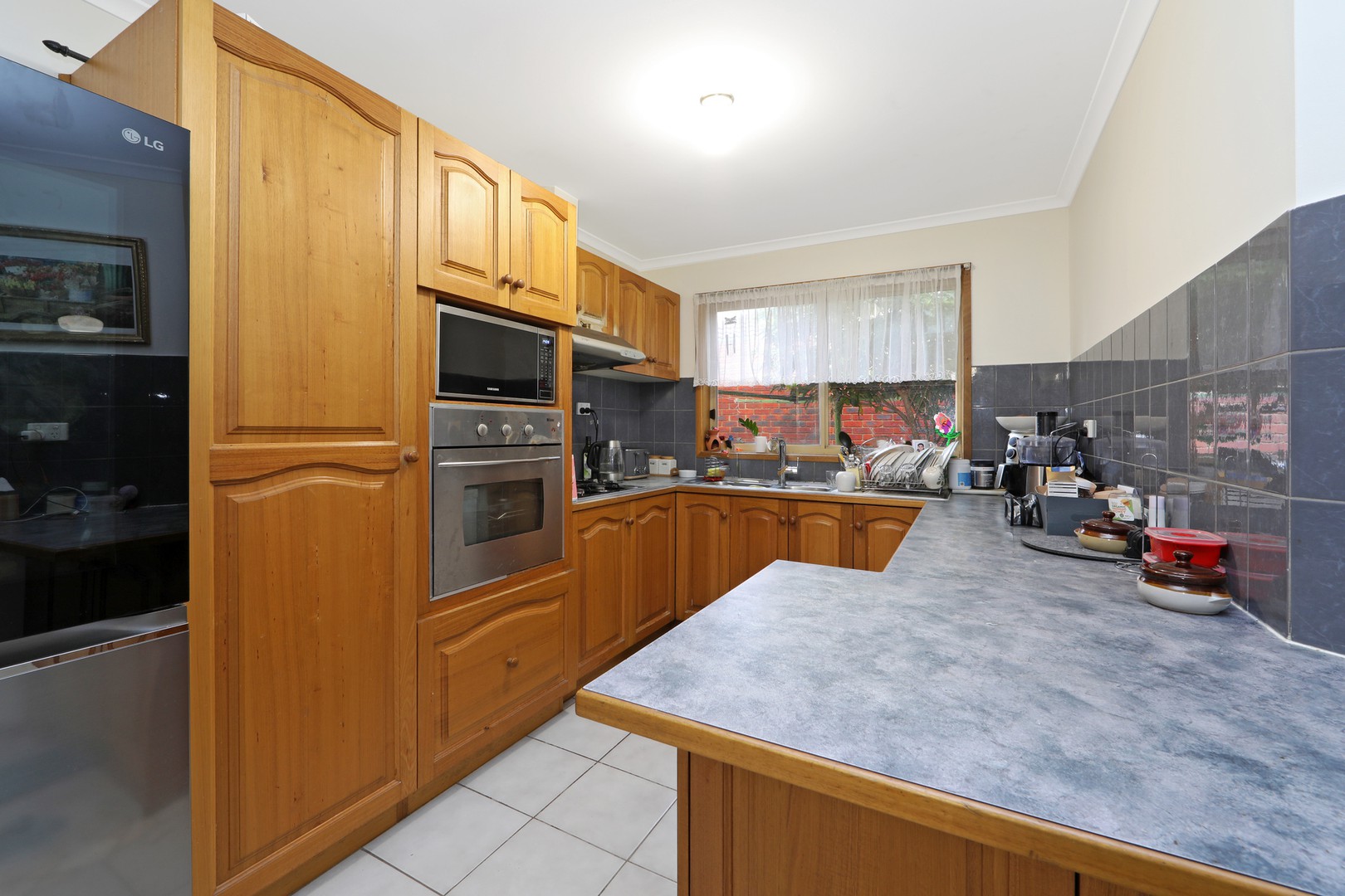 43 Valleyview Drive, Rowville, VIC 3178, Rowville - Thumbnail 2