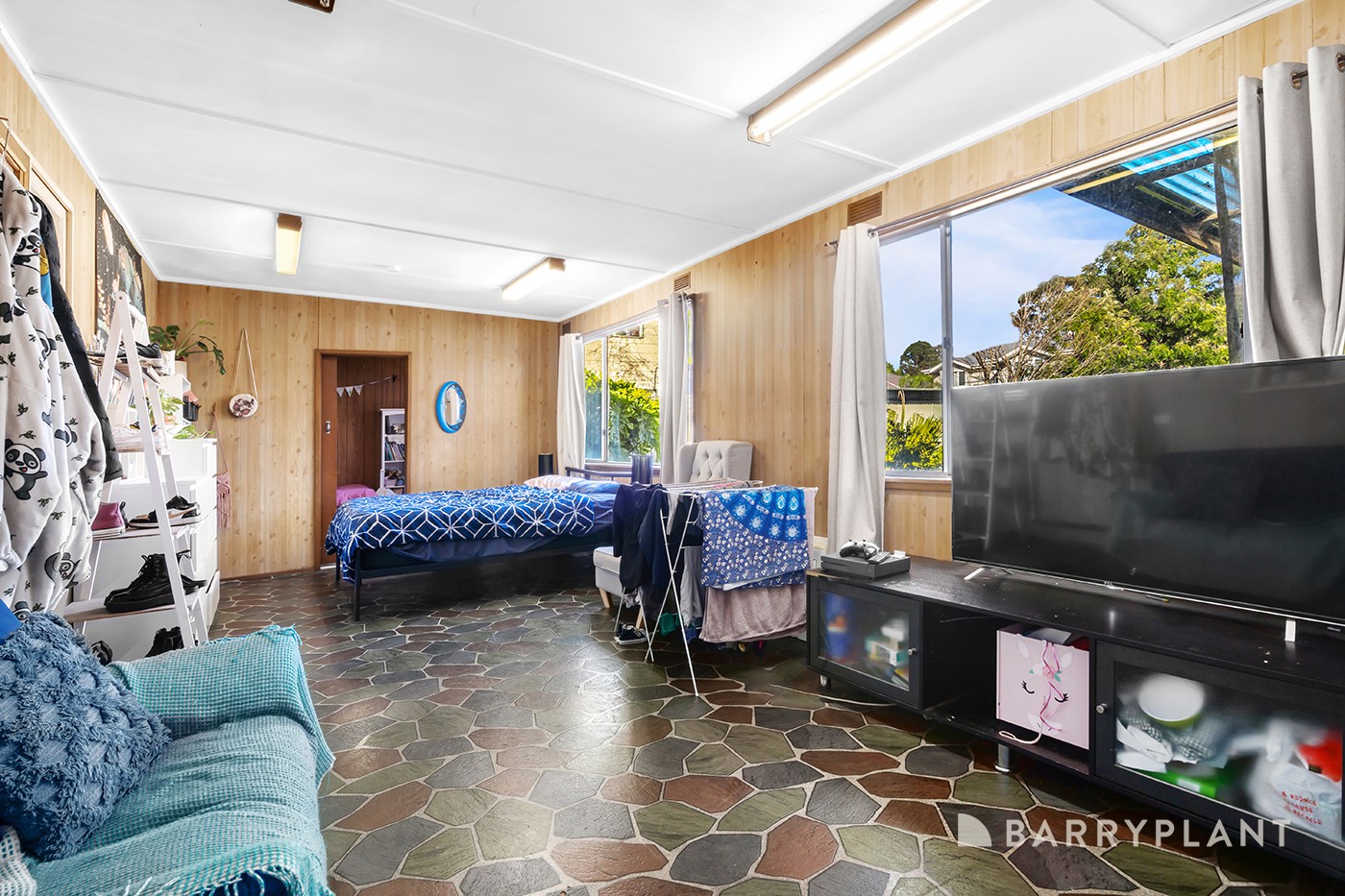 43 Warranwood Road, Warranwood, VIC 3134, Warranwood - Thumbnail 3