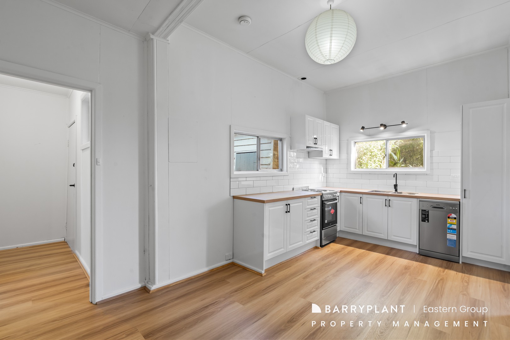 435 Eltham Yarra Glen Road, Kangaroo Ground, VIC 3097 - Thumbnail 2 - 12/03/2026
