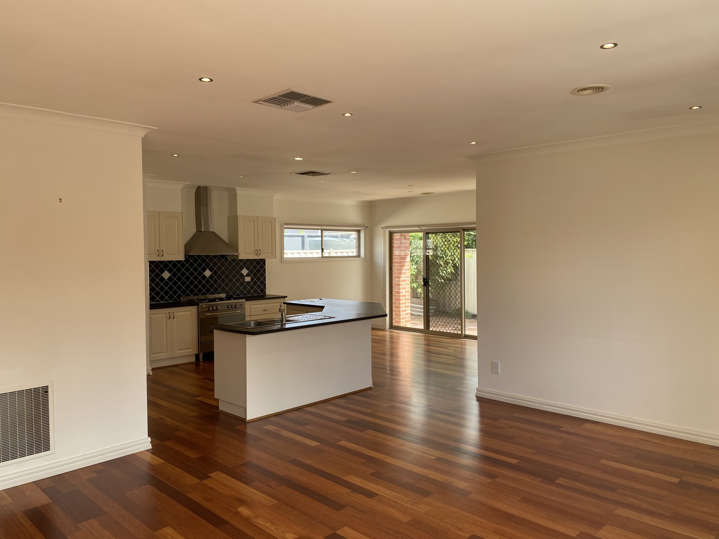 43A Clarendon Street, Avondale Heights, VIC 3034, Avondale Heights - Thumbnail 2