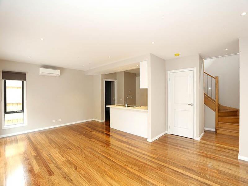 43A Leamington Street, Reservoir, VIC 3073 - Thumbnail 2 - 30/11/2021