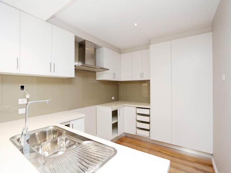 43B Leamington Street, Reservoir, VIC 3073, Reservoir - Thumbnail 2