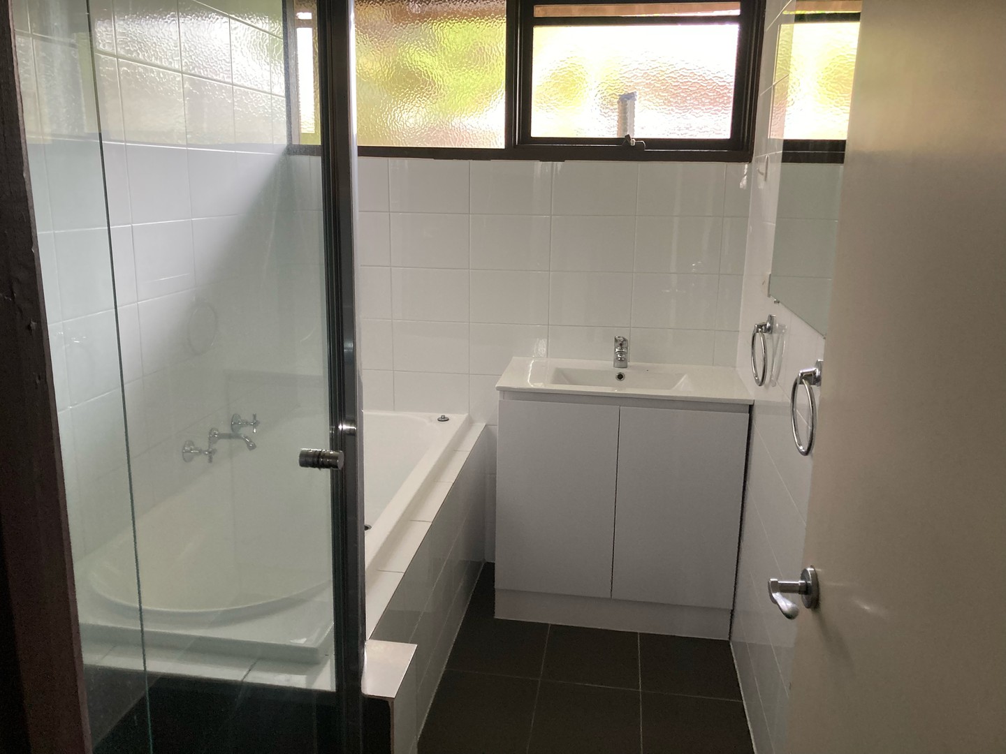 44 Barbara CrescentAvondale Heights, VIC 3034  - Leased, Avondale Heights - Thumbnail 2