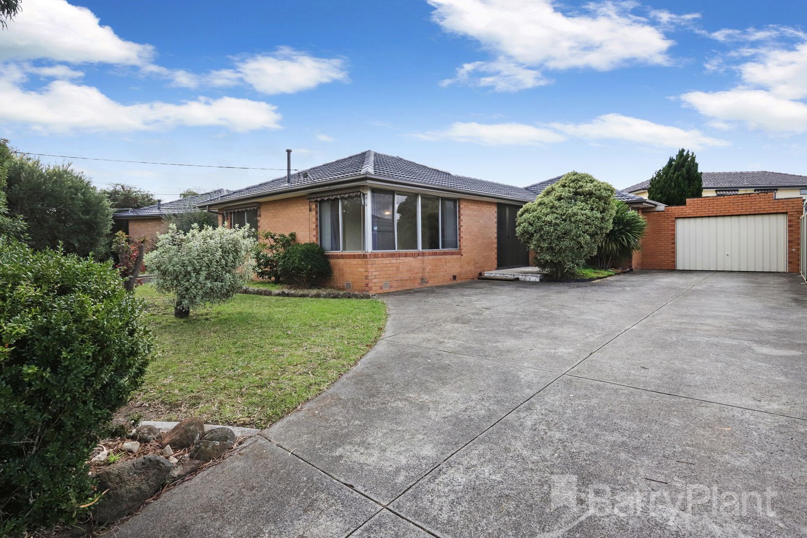 44 Burnleigh Drive, Gladstone Park, VIC 3043, Gladstone Park - Thumbnail 2