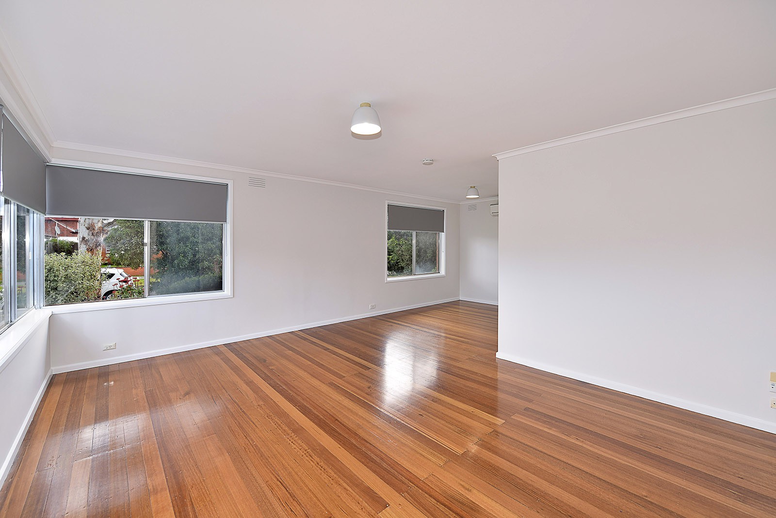 44 Burnleigh Drive, Gladstone Park, VIC 3043, Gladstone Park - Thumbnail 3