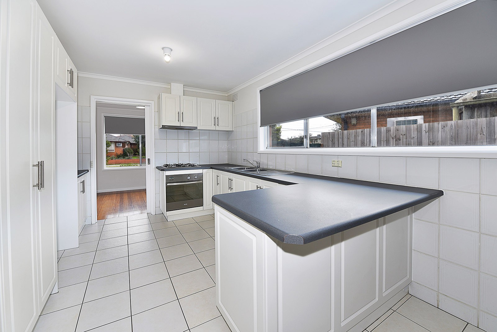 44 Burnleigh Drive, Gladstone Park, VIC 3043, Gladstone Park - Thumbnail 3