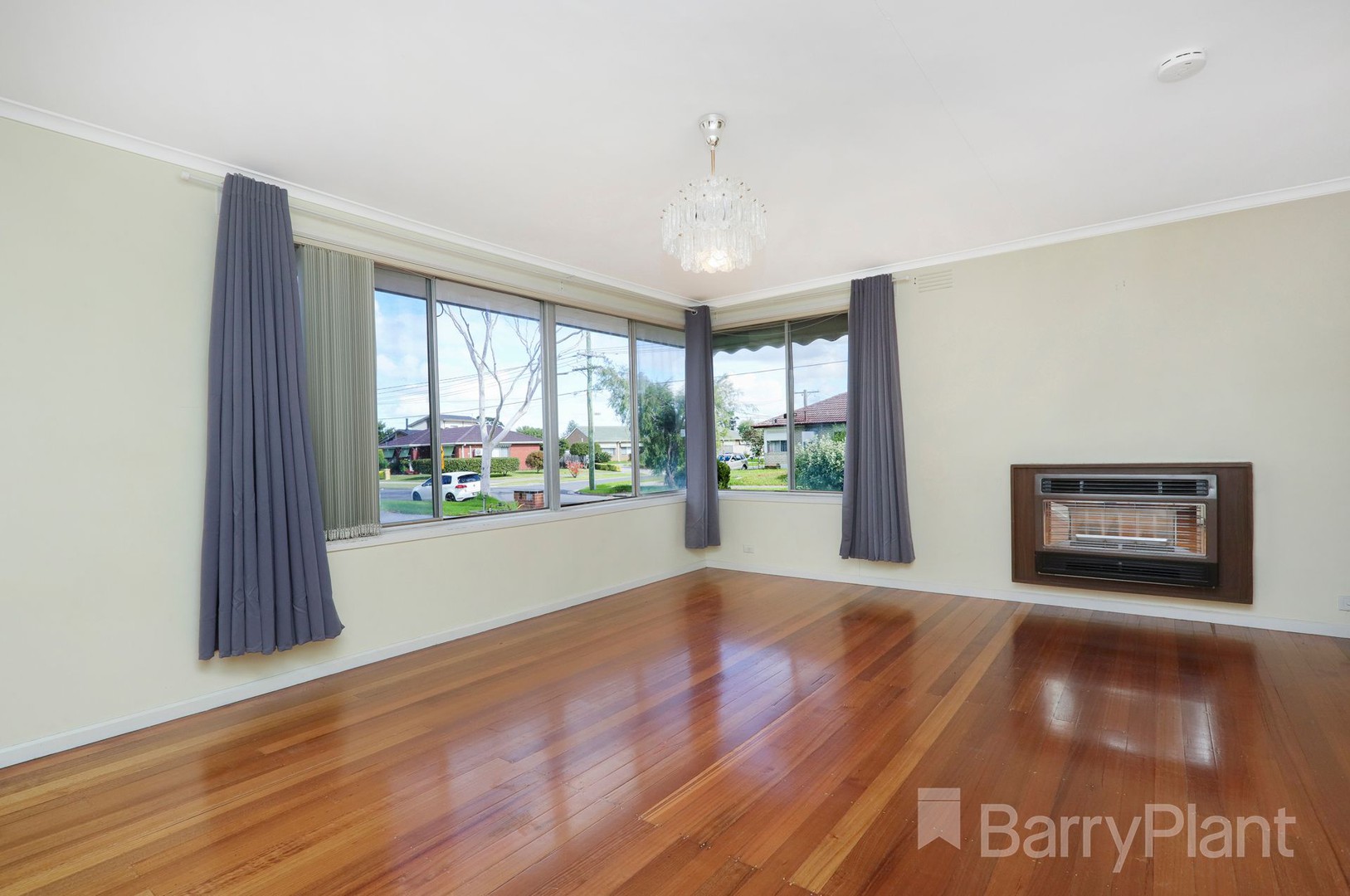44 Burnleigh Drive, Gladstone Park, VIC 3043, Gladstone Park - Thumbnail 4