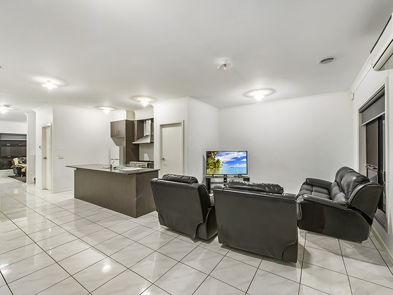 44 Chlorinda Road, Tarneit, VIC 3029, Tarneit - Thumbnail 3