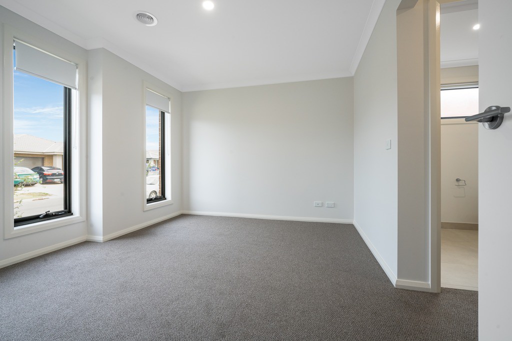 44 Devereux Way, Charlemont, VIC 3217, Charlemont - Thumbnail 4