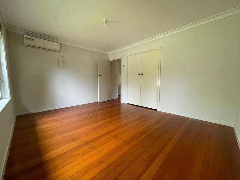44 Dianne Avenue, Craigieburn, VIC 3064, Craigieburn - Thumbnail 4