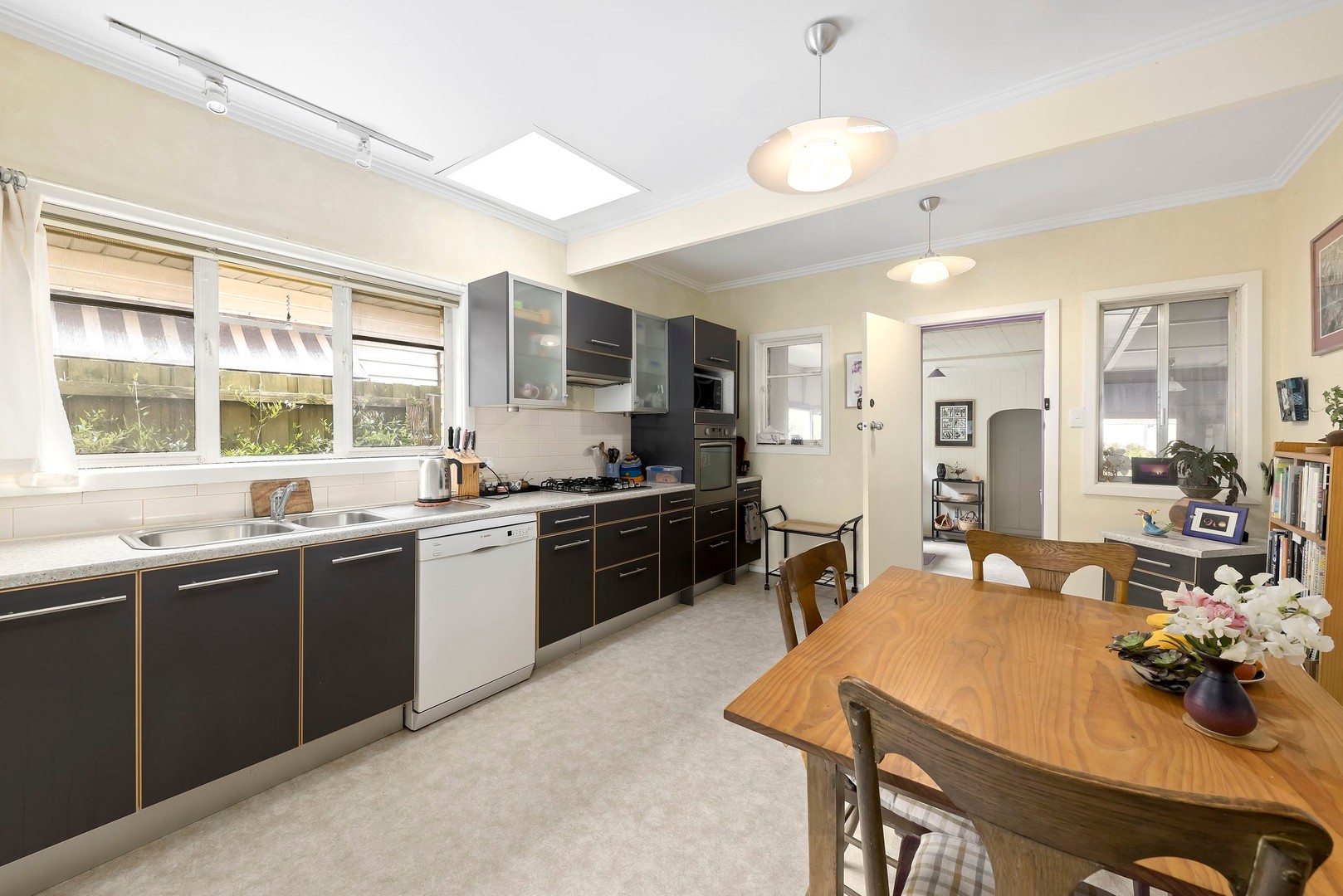 44 Doyle Street, Avondale Heights, VIC 3034, Avondale Heights - Thumbnail 4