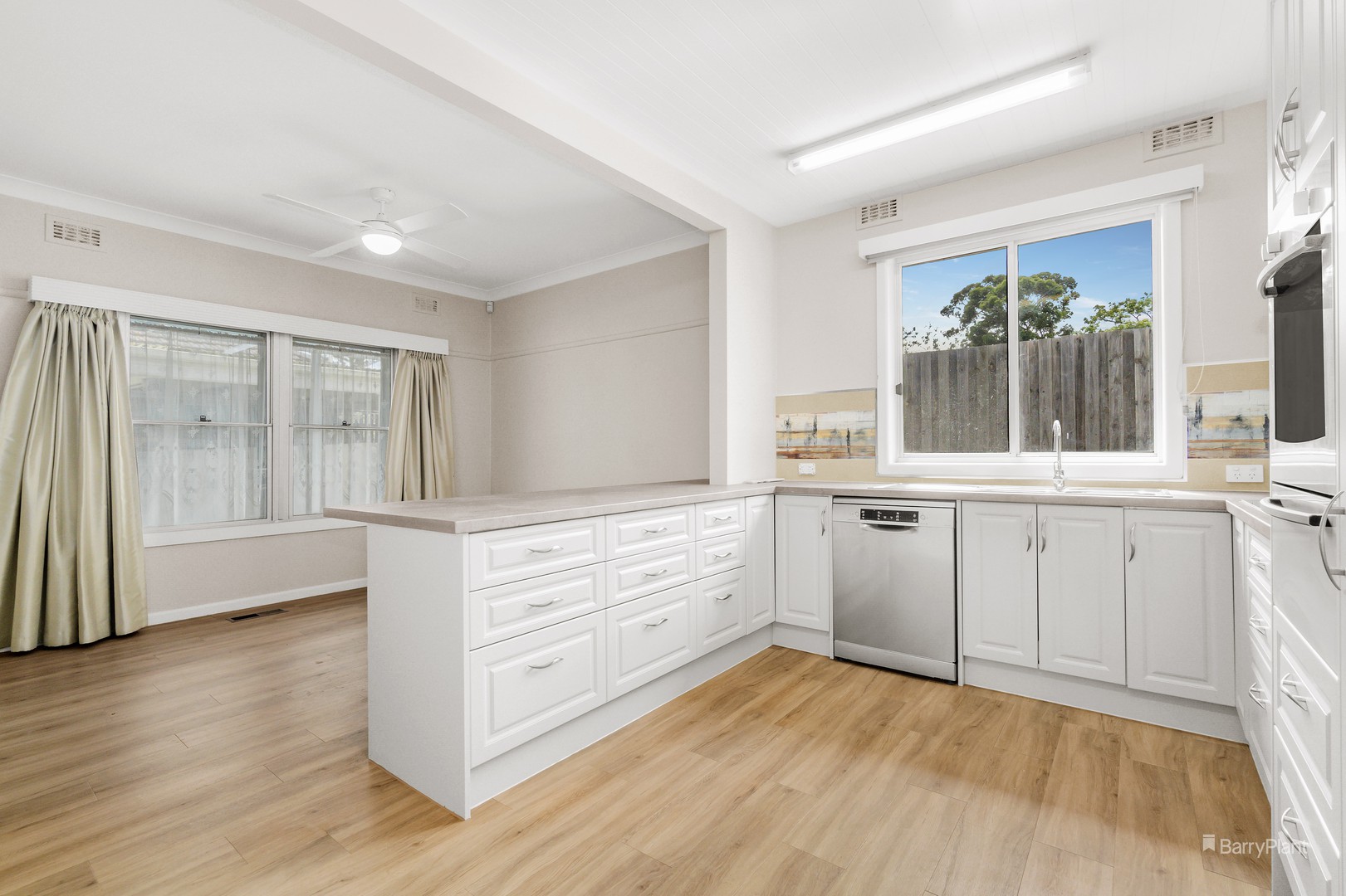44 Gotha Street, Heidelberg Heights, VIC 3081, Heidelberg Heights - Thumbnail 2
