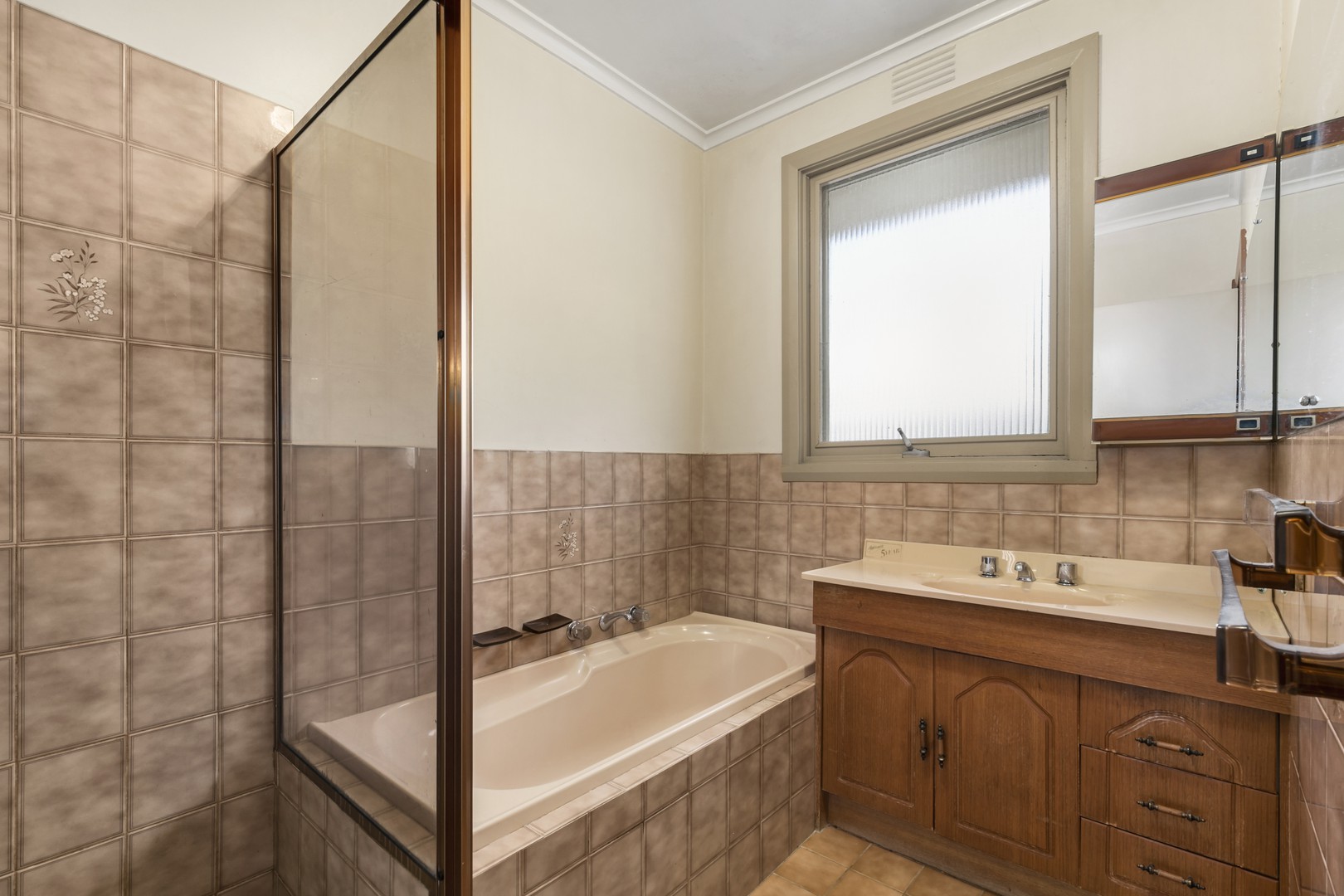 44 Greendale Road, Doncaster East, VIC 3109, Doncaster East - Thumbnail 2