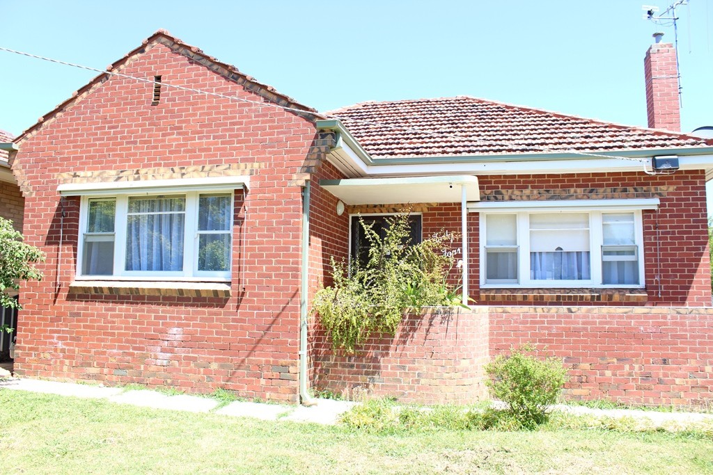 44 Hammer Street, Flora Hill, VIC 3550 - Thumbnail 1 - 12/01/2023