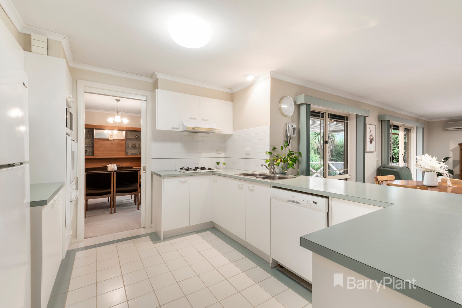 44 Highland Avenue, Croydon, VIC 3136, Croydon - Thumbnail 4