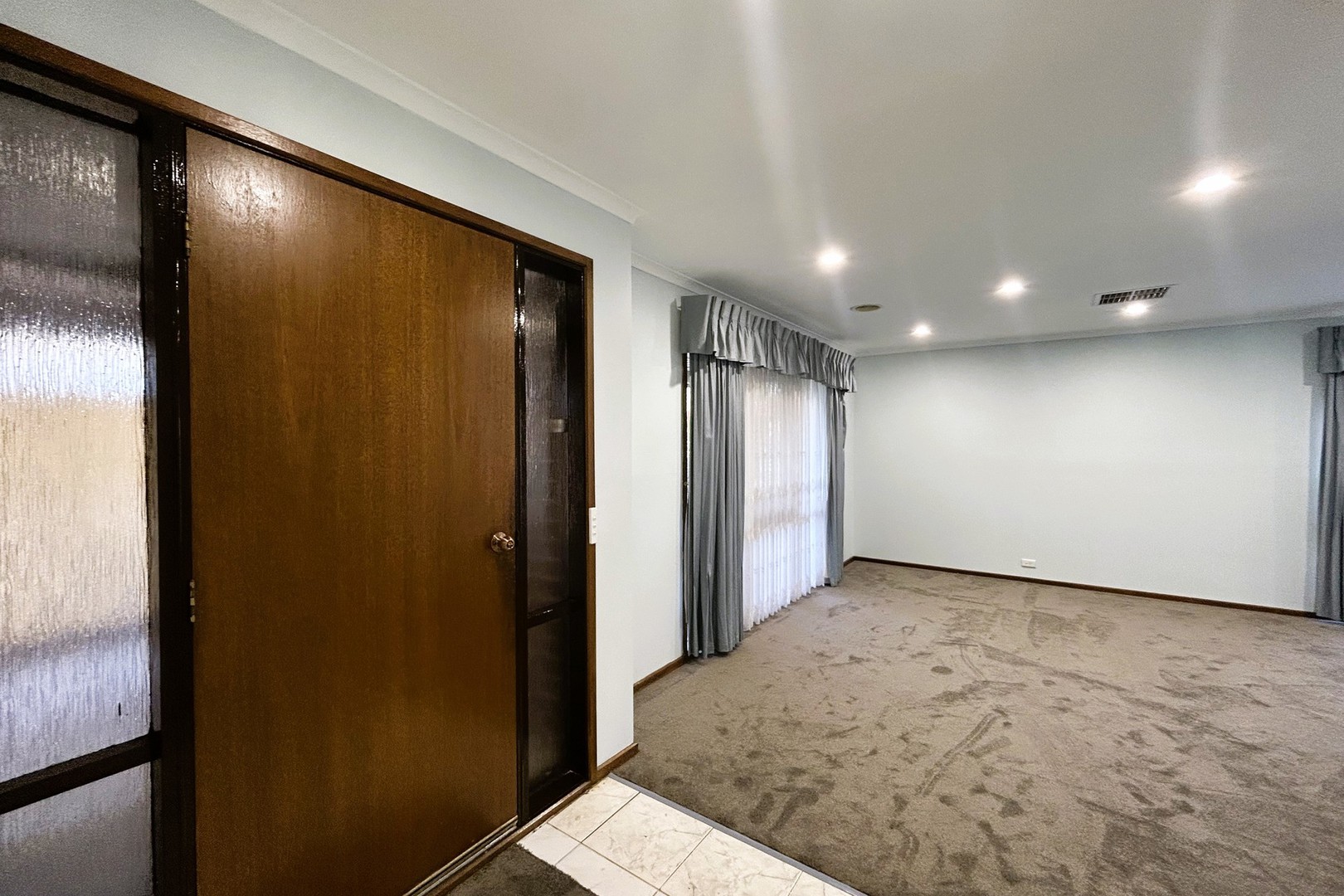 44 Hurlstone Crescent, Mill Park, VIC 3082, Mill Park - Thumbnail 3